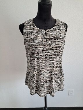 Jones Studio Sleeveless Blouse Women’s Md Tan Black Abstract Pattern Office